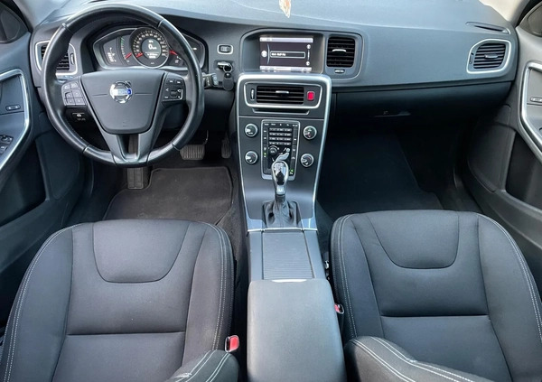Volvo V60 cena 36900 przebieg: 258408, rok produkcji 2014 z Żuromin małe 67